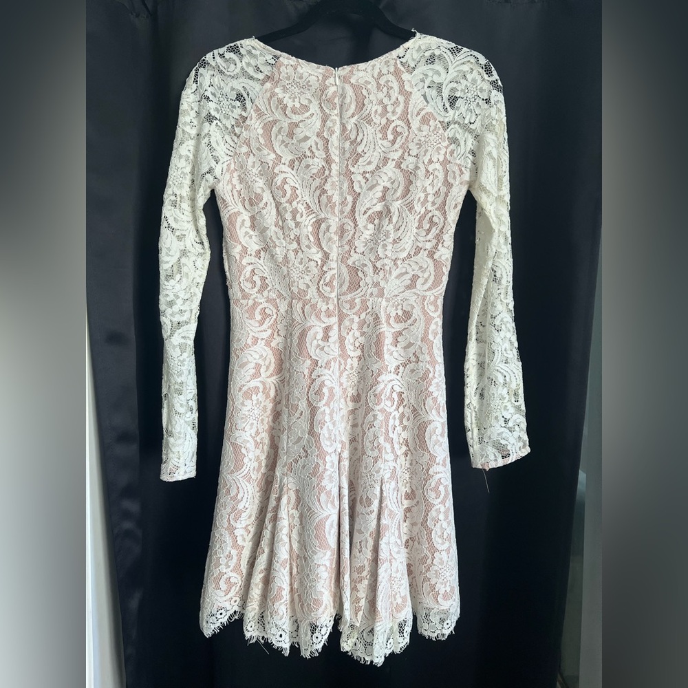 Stylestalker Triumph Dress - Picture 5 of 16